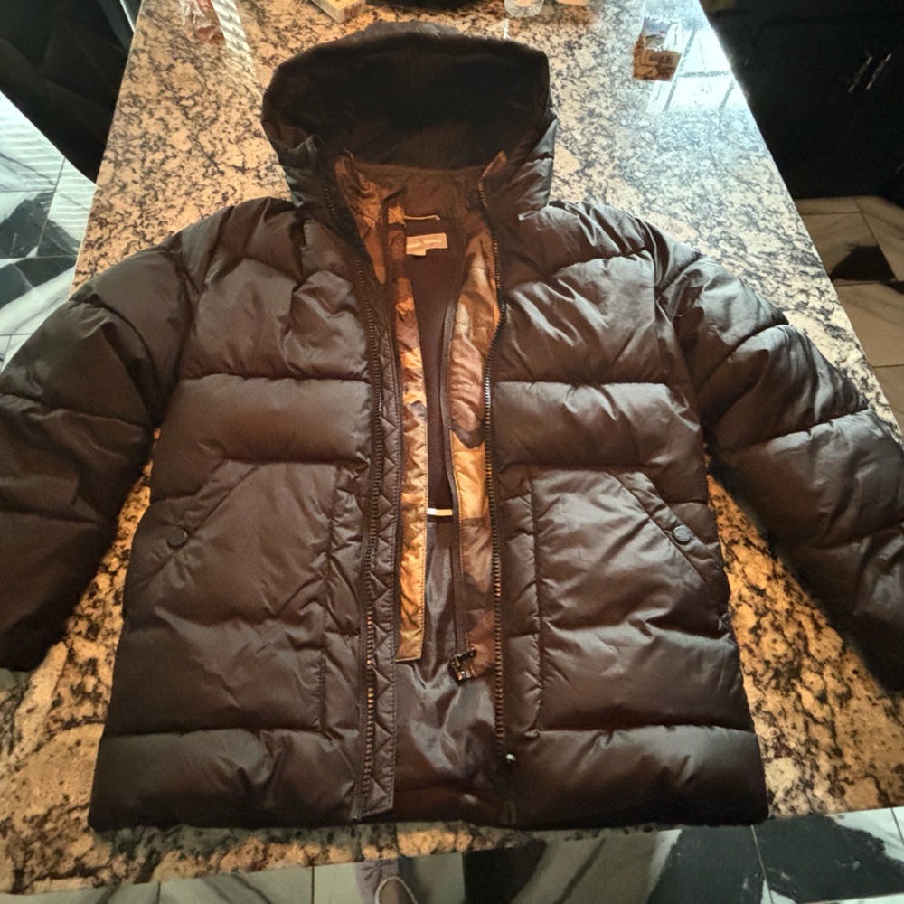 Michael Kors Juniors Puffer Coat 14/16  (Most likely to fit a teenager)
